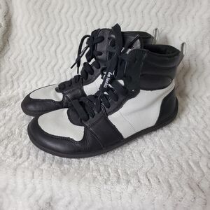 be lenka shoes Size 38 Black And White Barefoot Unisex Sneakers Wide Style